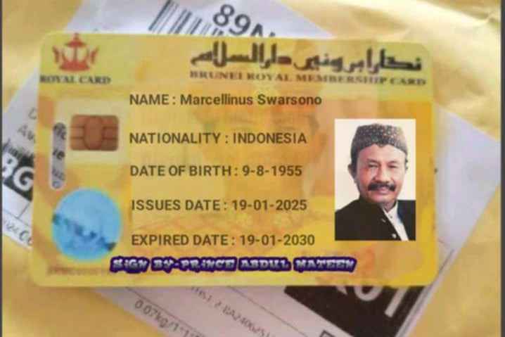 FAKE Brunei Royal Membership Card on a yellow envelope